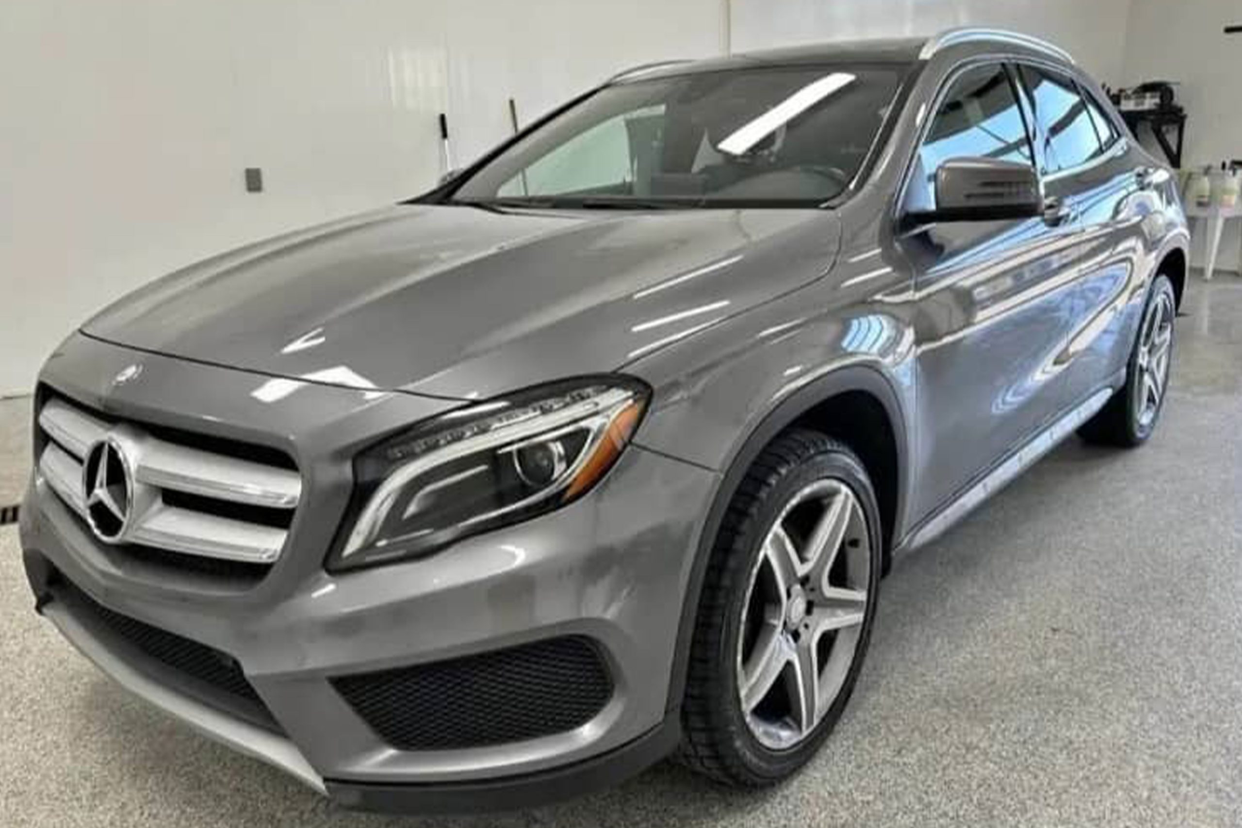 
								Brand “New Mercedes GLA 250” 2016 model full									