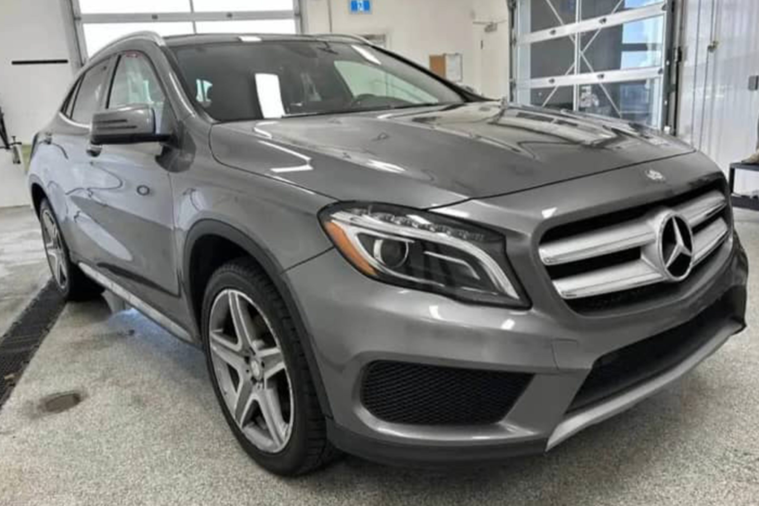 
								Brand “New Mercedes GLA 250” 2016 model full									